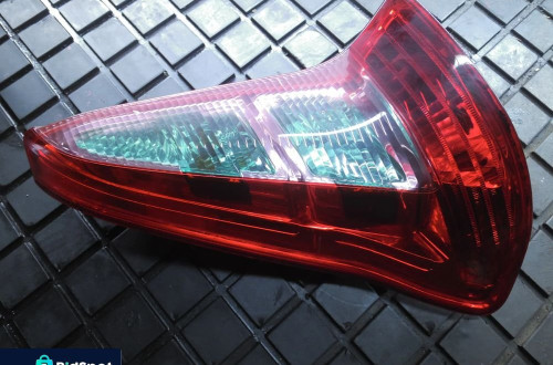 LAMPA LEWA TYŁ TYLNA 3D CITROEN C4 EUROPA