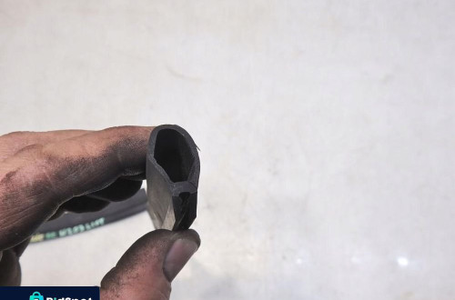 USZCZELKA MASKI MERCEDES W203 LIFT A2036284098