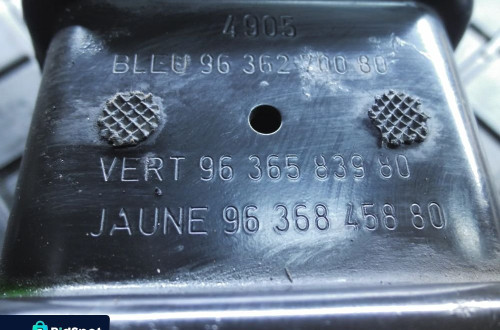 ŁAPA PODUSZKA SILNIKA CITROEN C4 2 DS4 1.6 HDI 9636845880