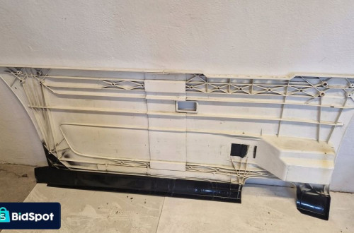 zabudowa międzyosiowa osłona zbiornika scania r streamline