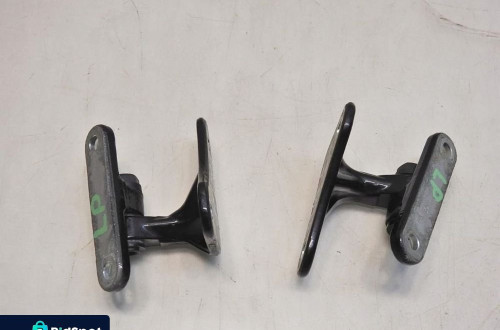 ZAWIAS ZAWIASY DRZWI LEWY PRZÓD C197 MERCEDES W203 LIFT