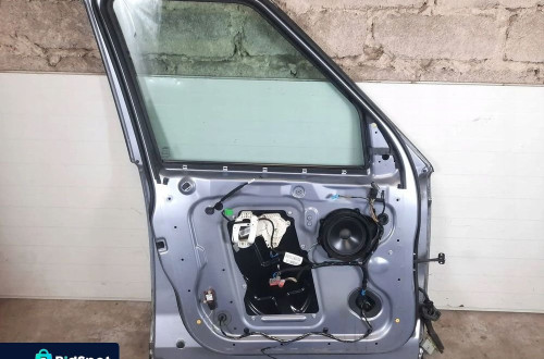 DRZWI PRAWY PRZÓD PRZEDNIE PRAWE LAND ROVER DISCOVERY 4 IV LRC920