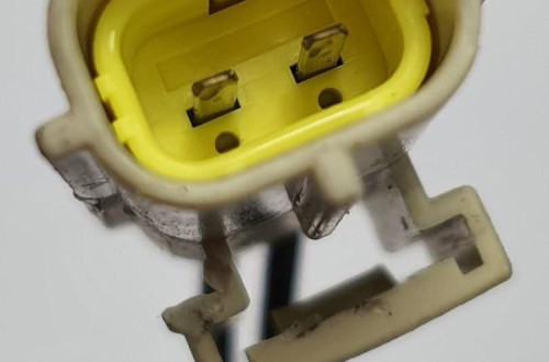 ELEKTROZAWÓR NAGRZEWNICY JAGUAR XJR X300 MNA6711AB