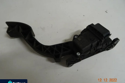 PEDAL FORD  FOCUS II