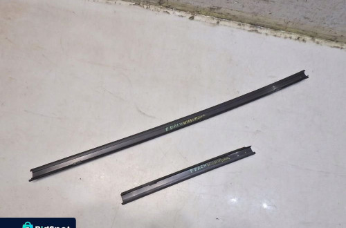 LISTWA DACHOWA DACHU PRAWA MERCEDES W203 KOMBI LIFT