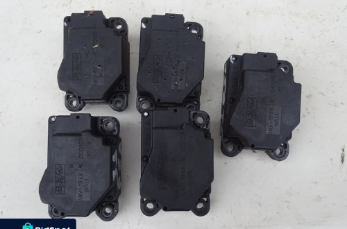 SILNICZEK NAGRZEWNICY 4N5H-19E616-AC VOLVO V50 S40 F-VAT