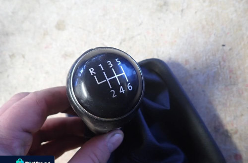 VOLKSWAGEN GOLF VII GAŁKA ZMIANY BIEGÓW MIESZEK