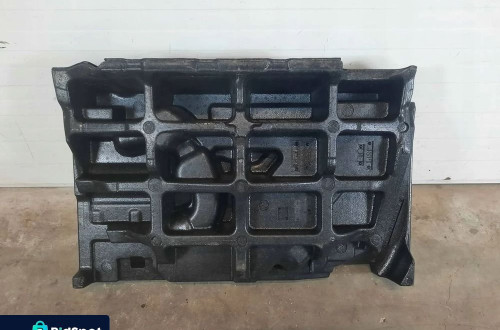 WKŁAD BAGAŻNIKA ZESTAW NAPRAWCZY MERCEDES ML W164