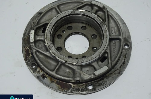 OSŁONA USZCZELNIACZ WAŁU KORBOWEGO CHRYSLER VOYAGER IV 2.5 CRD 90522073G F-VAT