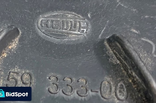 DEKIELEK REFLEKTORA LAMPY MERCEDES MINI BMW HELLA 159333-00