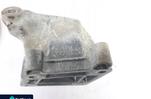 ŁAPA WSPORNIK SILNIKA MERCEDES ML W164 GL X164 A6422233204