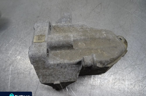 MERCEDES W212 LIFT ŁAPA PODUSZKA SILNIKA LEWY PRAWY PRZÓD A651223350