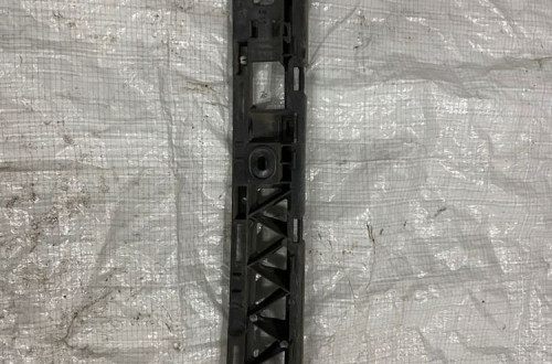 ŚLIZG ZDERZAKA TYŁ SEAT LEON III 5F0807863