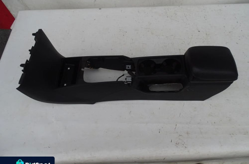 TUNEL ŚRODKOWY PODŁOKIETNIK 8687407 VOLVO V50 EUROPA F-VAT