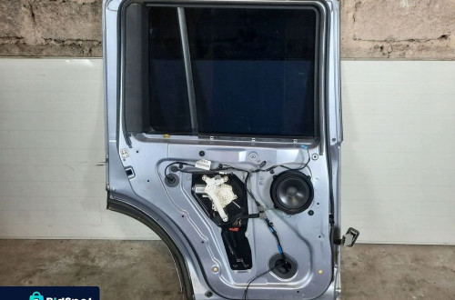 DRZWI TYLNE LEWE LEWY TYŁ LAND ROVER DISCOVERY 4 IV