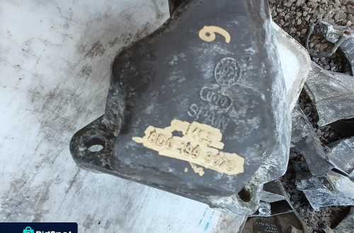 audi a4 b5 lapa wspornik silnika 8d0199307g