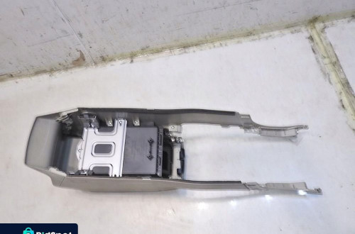 TUNEL ŚRODKOWY PODŁOKIETNIK SUBARU OUTBACK IV 92113AJ010