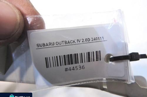 TUNEL ŚRODKOWY PODŁOKIETNIK SUBARU OUTBACK IV 92113AJ010