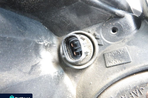 LAMPA LEWA PRZEDNIA TOYOTA COROLLA E15