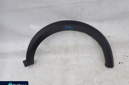 DACIA SANDERO III 3 STEPWAY 20- LISTWA NAKŁADKA PRAWY PRZÓD