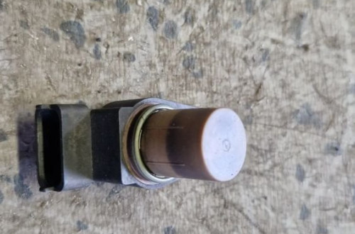 MERCEDES 2.2 CDI CZUJNIK POŁOŻENIA WAŁKA ROZRZĄDU A0031539728