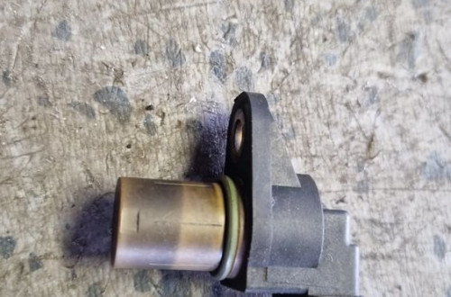 MERCEDES 2.2 CDI CZUJNIK POŁOŻENIA WAŁKA ROZRZĄDU A0031539728