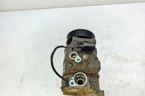 SPRĘŻARKA KLIMATYZACJI AUDI A4 B7 A6 C6 4F0260805S