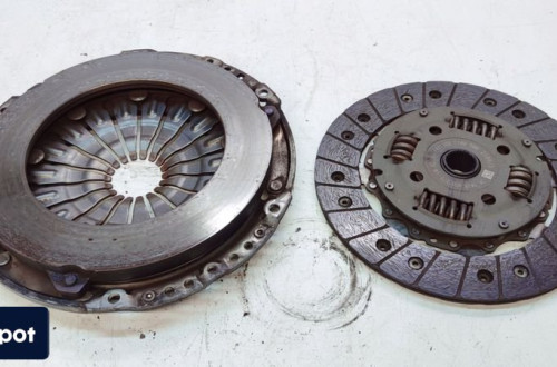 SPRZĘGŁO TARCZA DOCISK AUDI VOLKSWAGEN SEAT SKODA 04B141026B