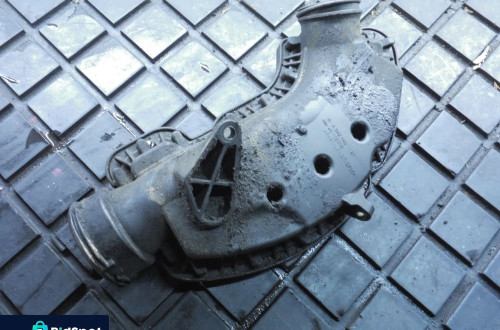 MERCEDES  3.0 CRD REZONATOR A6421401487