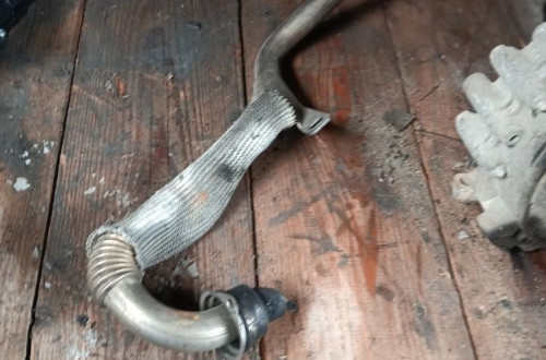 citroen peugeot ford 1.6hdi rurka egr 9646762780