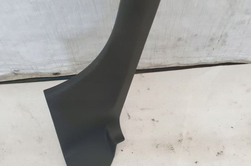 Poszycie lewa listwa progowa Audi A1 3D 8X3853371