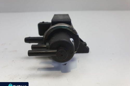 BMW E39 2.5 TDS ZAWÓR PODCIŚNIENIA 2246175