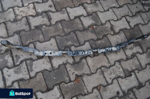 ŚLIZG ZDERZAKA ŚRODKOWY LEWY PRAWY VW GOLF IV KOMBI