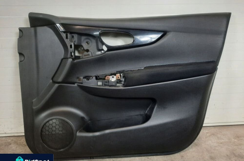 BOCZEK PRAWY PRZÓD PRZEDNI NISSAN QASHQAI J11