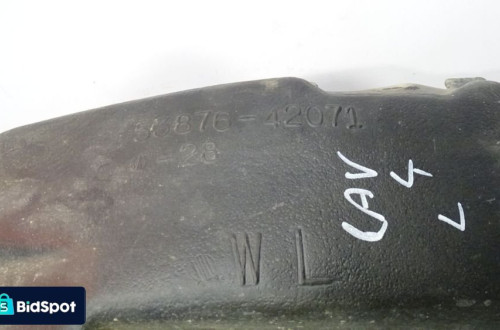 NADKOLE LEWE PRZEDNIE TOYOTA RAV4 III 2.2D-CAT 53876-42071