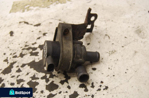 DODATKOWA POMPA WODY 1K0985561J VW PASSAT B6 1.8 TSI AUDI SEAT SKODA