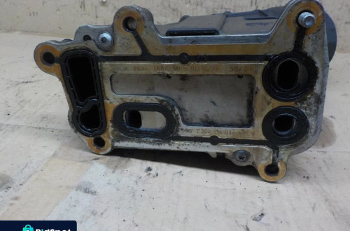 BMW E60 E90 E91 E87 N47 2.0D PODSTAWA FILTRA OLEJU