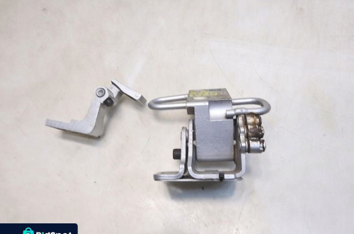 ZAWIAS ZAWIASY DRZWI LEWY PRZÓD LX7W AUDI A3 8P 8E0831411E