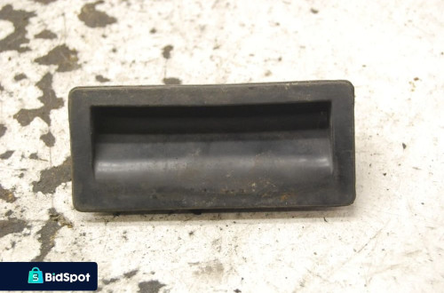KLAMKA KLAPY BAGAŻNIKA TYŁ TYLNA MIKROSTYK 5N0827566 VW PASSAT B6 KOMBI AUDI A4