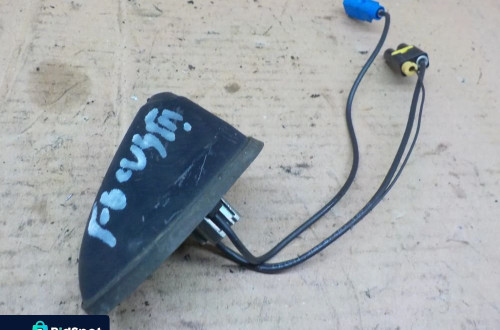FORD FOCUS 1.6 D MK3 ANTENA RADIA GPS AM5T-18828-EB