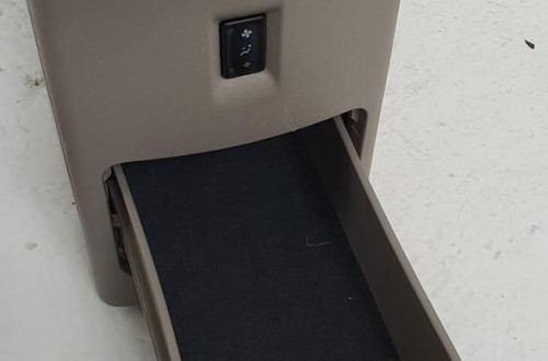 TUNEL ŚRODKOWY PODŁOKIETNIK RENAULT KOLEOS I