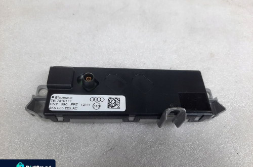 WZMACNIACZ ANTENOWY AUDI A4 B8 A5 8K5035225AC