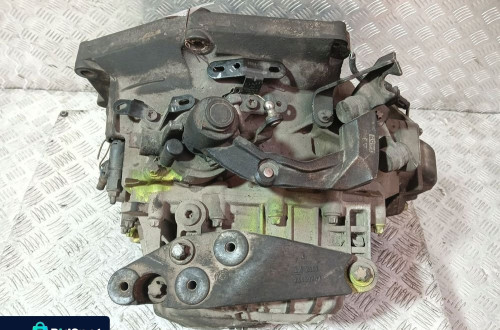SKRZYNIA BIEGÓW OPEL ASTRA H (2004-2006) 1.9 CDTI 8V 100KM M32 6 BIEGÓW