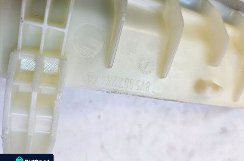 OSŁONA POSZYCIA SŁUPKA B PRAWA AUDI A3 8V SEDAN 8V5867244A