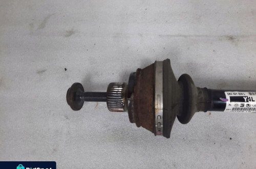 PÓŁOŚ PRAWY TYŁ 8K0501204L AUDI A4 B8 S4 A5 S5