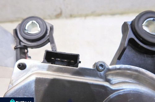 SILNICZEK WYCIERACZKI KLAPY AUDI A3 8P SPORTBACK 8E9955711E W000003605