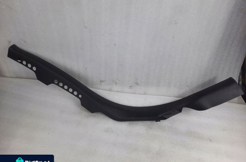 LISTWA PROGOWA LEWA AUDI A4 B8 8K0867767A