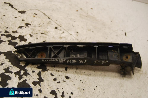 ŚLIZG ZDERZAKA PRAWY PRZÓD PRZEDNI AUDI A3 8L 8L0807184D