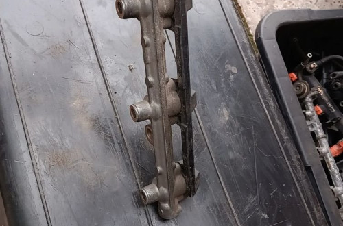 mazda xedos 2.3 v6 listwa wtryskowa wtryski 197020-0010