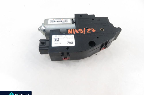 SILNICZEK SZYBERDACHU RENAULT ESPACE V 19991070449 3M23514